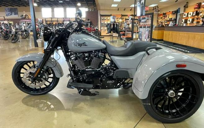 2024 Harley-Davidson® FLRT - Freewheeler®