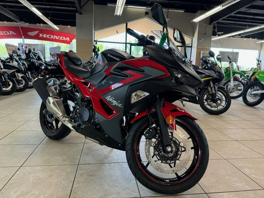 2024 Kawasaki Ninja® 500 SE ABS