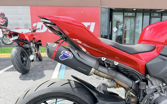 2025 Ducati Panigale V2 S