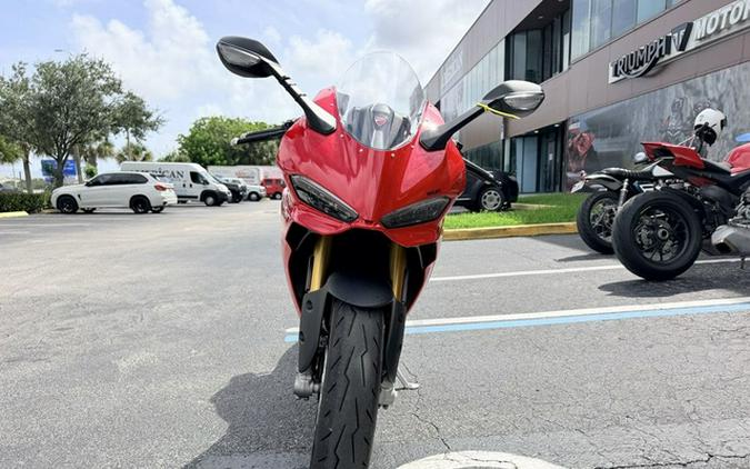 2025 Ducati Panigale V2 S