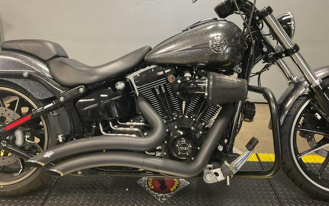 2014 Harley-Davidson® FXSB103