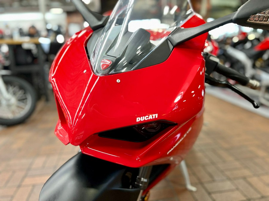 2022 Ducati Panigale V2