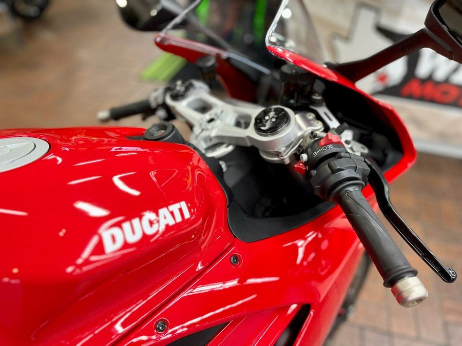 2022 Ducati Panigale V2