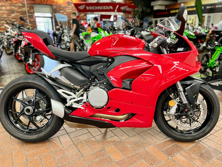 2022 Ducati Panigale V2