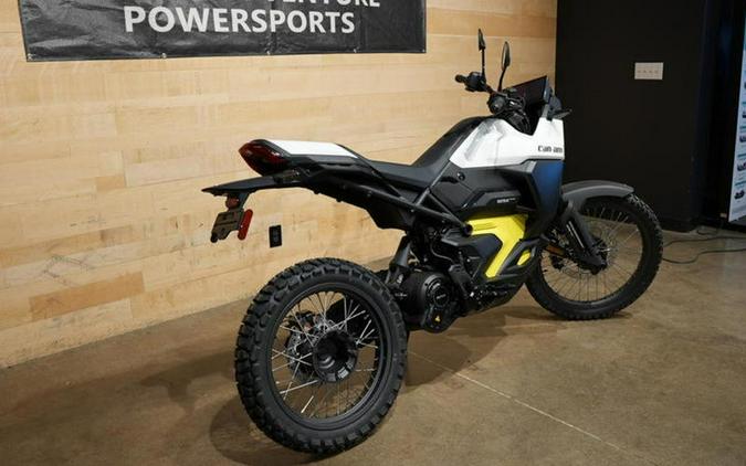 2025 Can-Am® Origin White