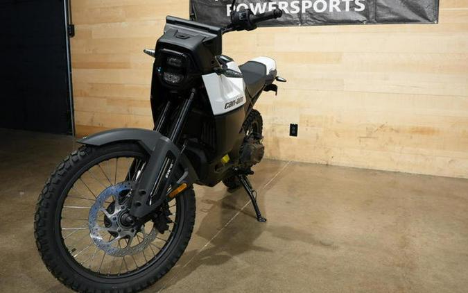 2025 Can-Am® Origin White