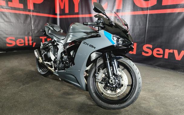 2025 KAWASAKI NINJA ZX-6R - F022012