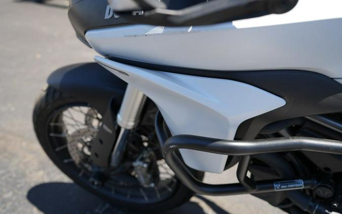2018 Ducati Multistrada 950 SW Star White Silk