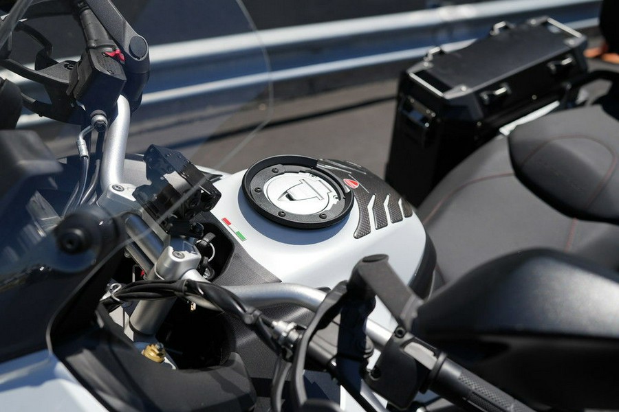 2018 Ducati Multistrada 950 SW Star White Silk