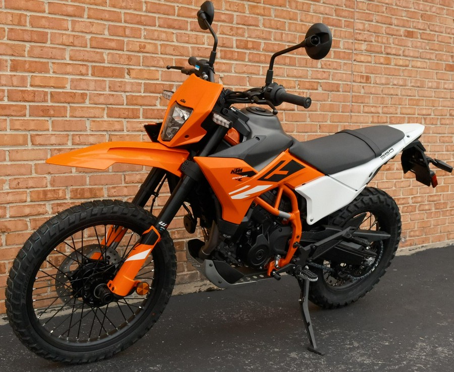 2025 KTM Adventure R 390