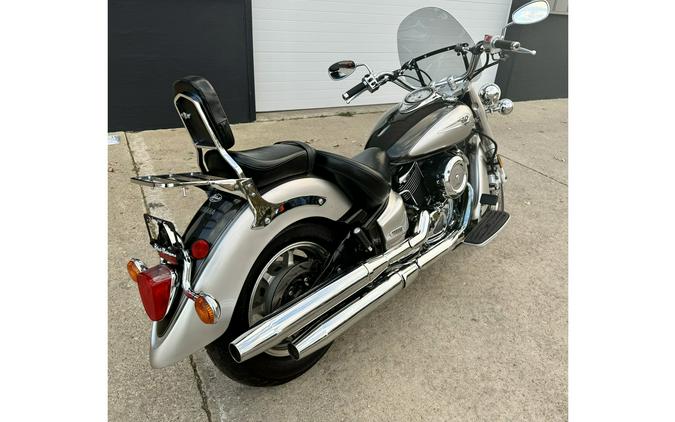 2004 Yamaha V Star 1100 Classic