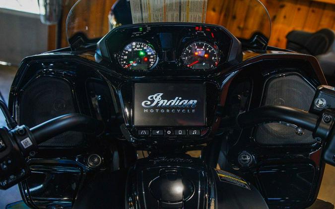 2024 Indian Motorcycle® Challenger Dark Horse®