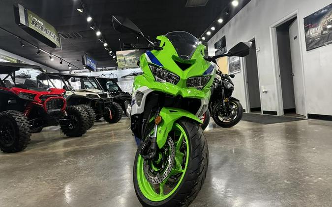 2024 Kawasaki Ninja® ZX™-4RR 40th Anniversary Edition ABS