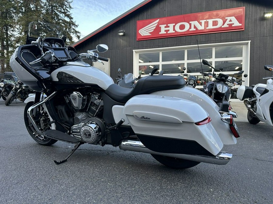 2025 Indian Challenger Limited 112 Ghost White Metallic With