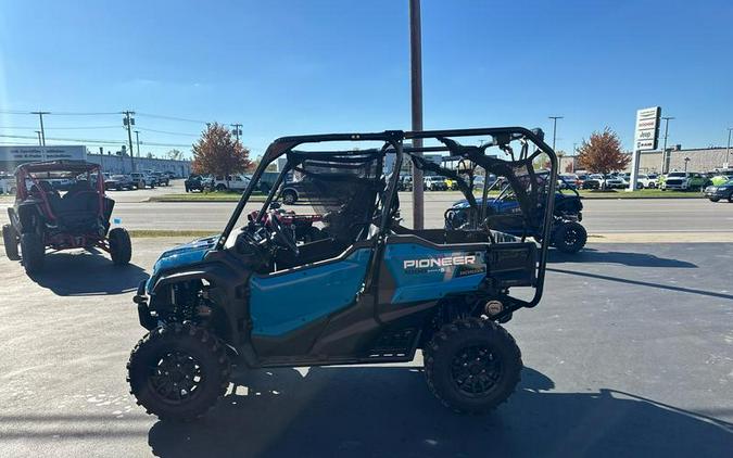 2025 Honda® Pioneer 1000-5 Deluxe