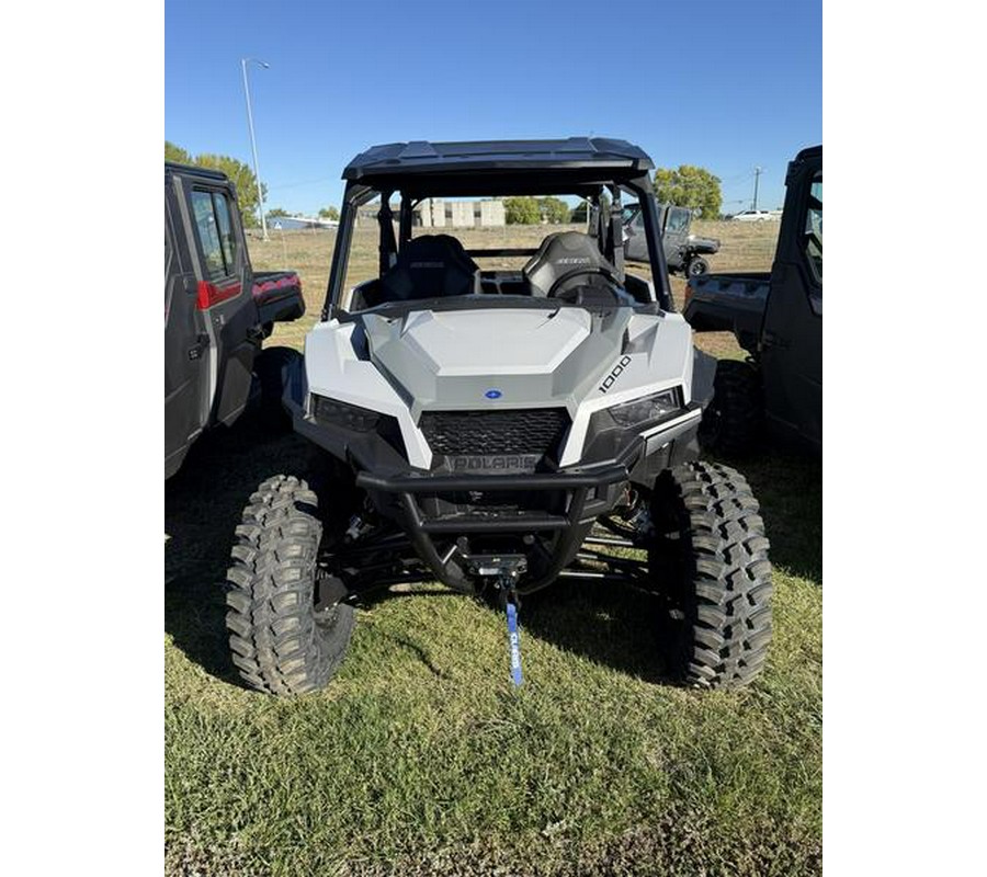 2026 Polaris® GENERAL XP 4 1000 Sport - Ghost Gray