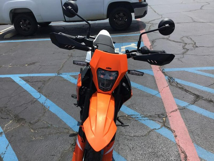 2026 KTM 390 Enduro R