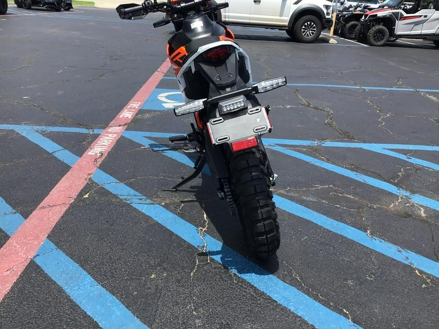 2026 KTM 390 Enduro R