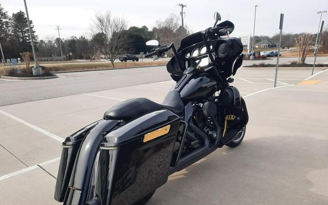 2014 Harley-Davidson® Street Glide® Vivid Black