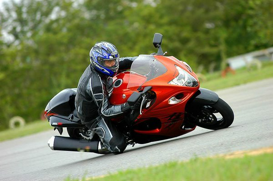 2009 SUZUKI GSX1300R - F101557