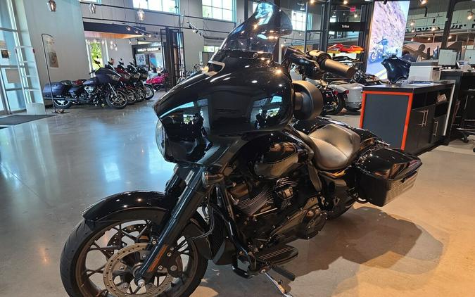 FLHXST 2023 Street Glide® ST