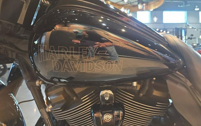 FLHXST 2023 Street Glide® ST