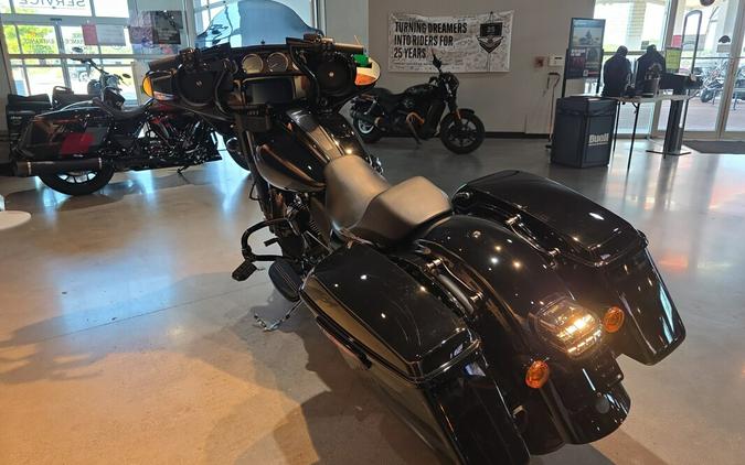 FLHXST 2023 Street Glide® ST