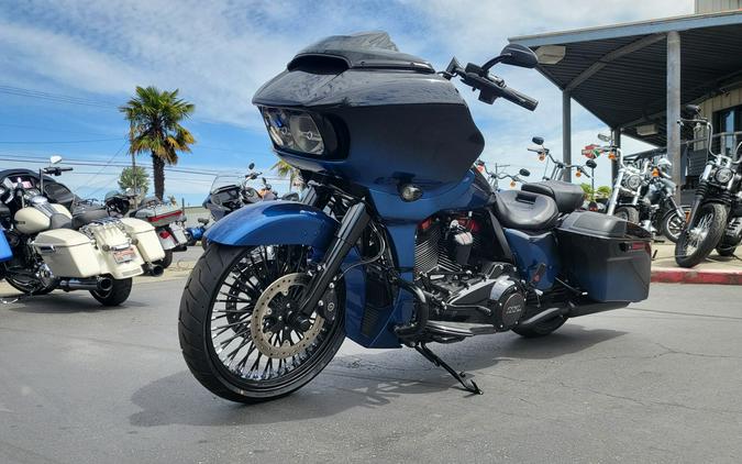 2019 Harley-Davidson CVO Road Glide Mako Shark Fade