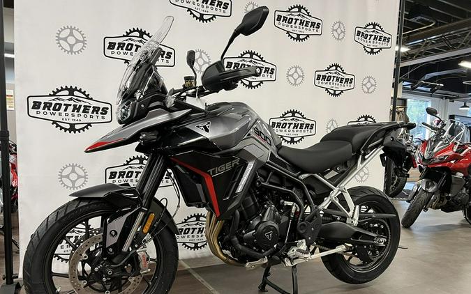 2024 Triumph Tiger 900 GT Pro Graphite / Sapphire Black