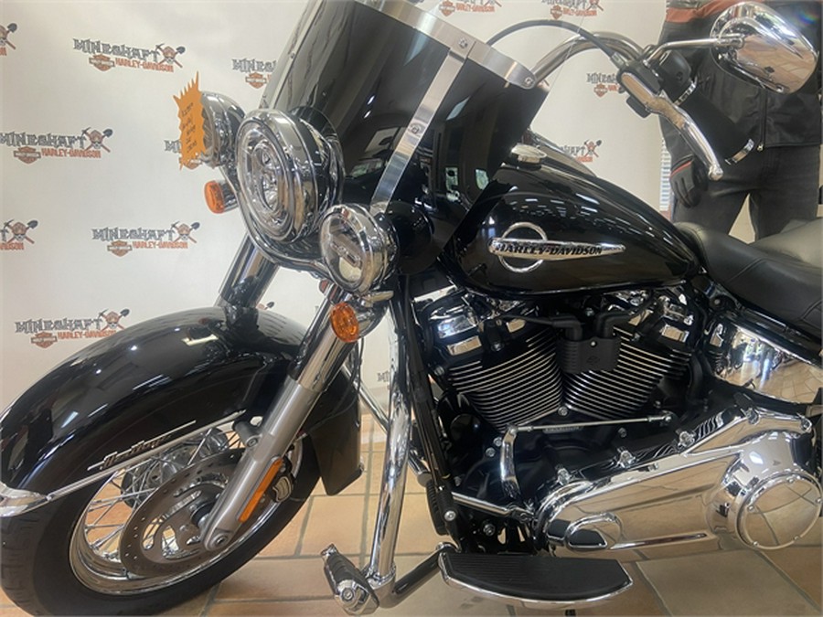 2020 Harley-Davidson FLHC Heritage Classic