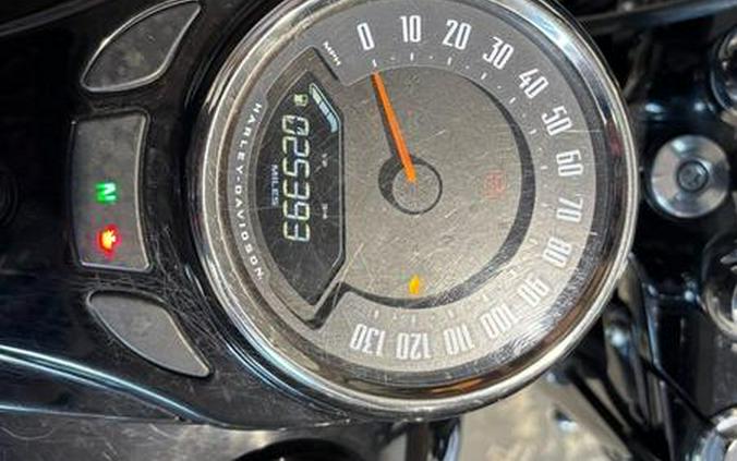 2022 Harley-Davidson® FLHCS - Heritage Classic 114