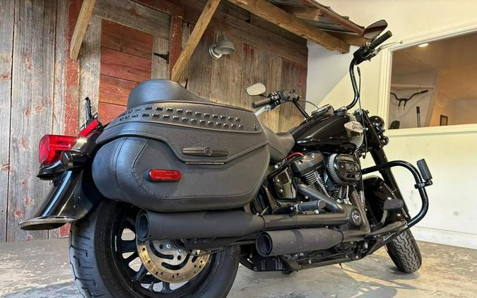 2022 Harley-Davidson® FLHCS - Heritage Classic 114