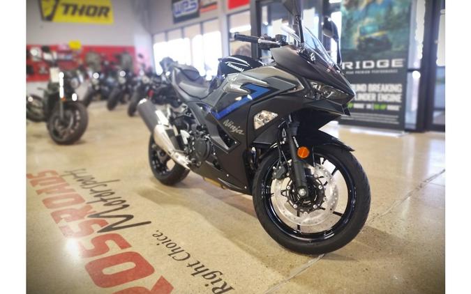 2025 Kawasaki Ninja® 500 SE ABS