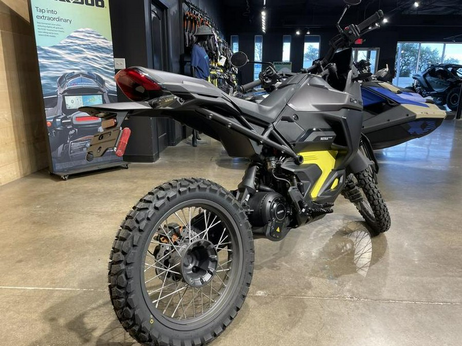 2025 Can-Am® Origin Carbon Black