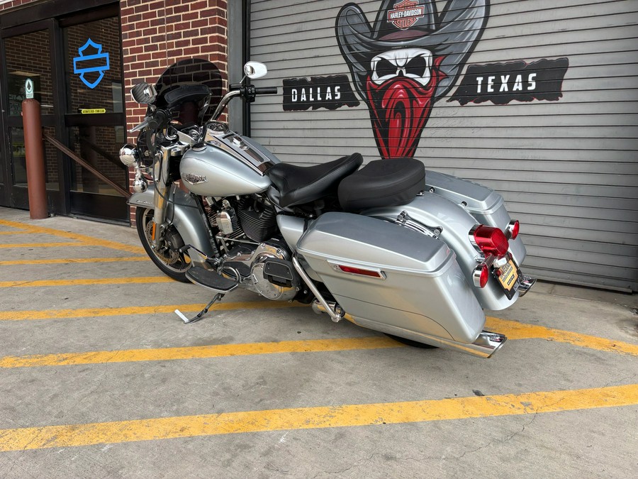 2014 Harley-Davidson Road King®