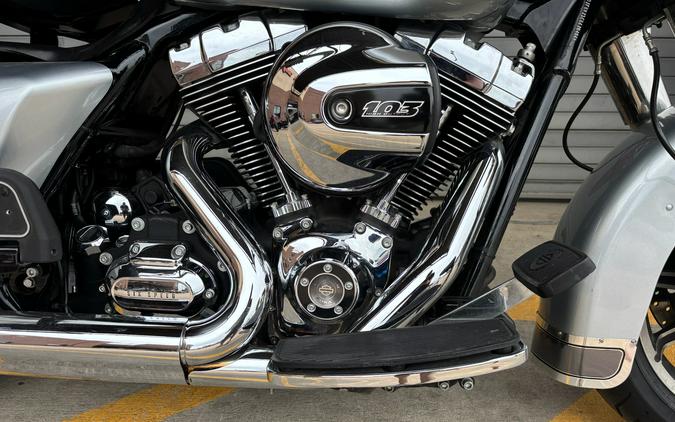 2014 Harley-Davidson Road King®