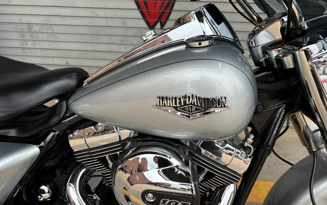 2014 Harley-Davidson Road King®