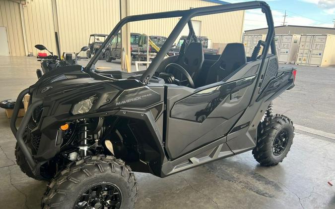 2025 Can-Am® Maverick Trail DPS 1000