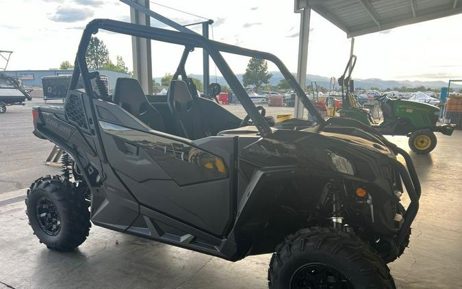 2025 Can-Am® Maverick Trail DPS 1000