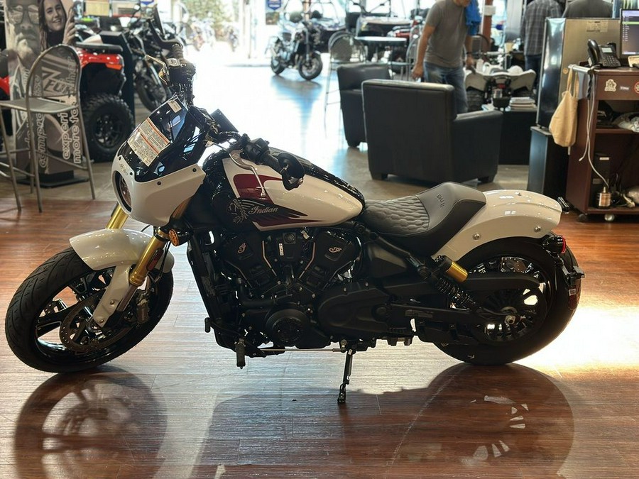2025 Indian Motorcycle® 101 Scout® Ghost White Metallic with Graphics