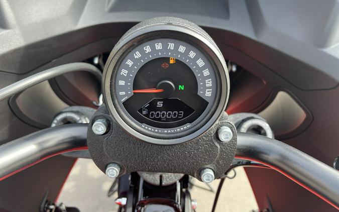 2026 Harley-Davidson® FXLRST Low Rider® ST Blood Orange