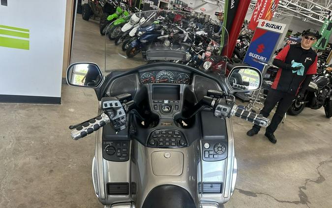 2008 Honda® Gold Wing® Audio / Comfort / Navi
