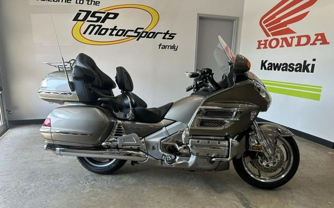 2008 Honda® Gold Wing® Audio / Comfort / Navi