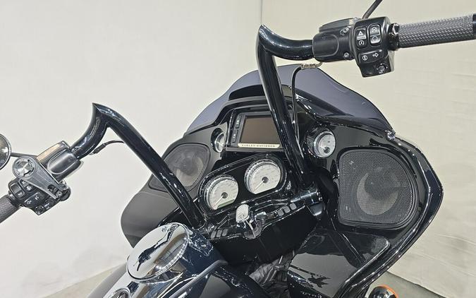 FLTRXS 2017 Road Glide® Special