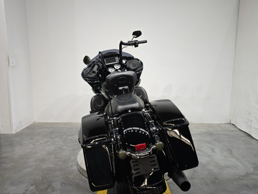 FLTRXS 2017 Road Glide® Special