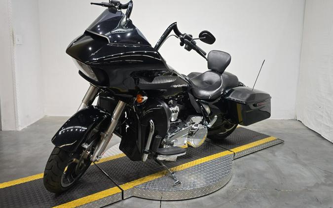 FLTRXS 2017 Road Glide® Special