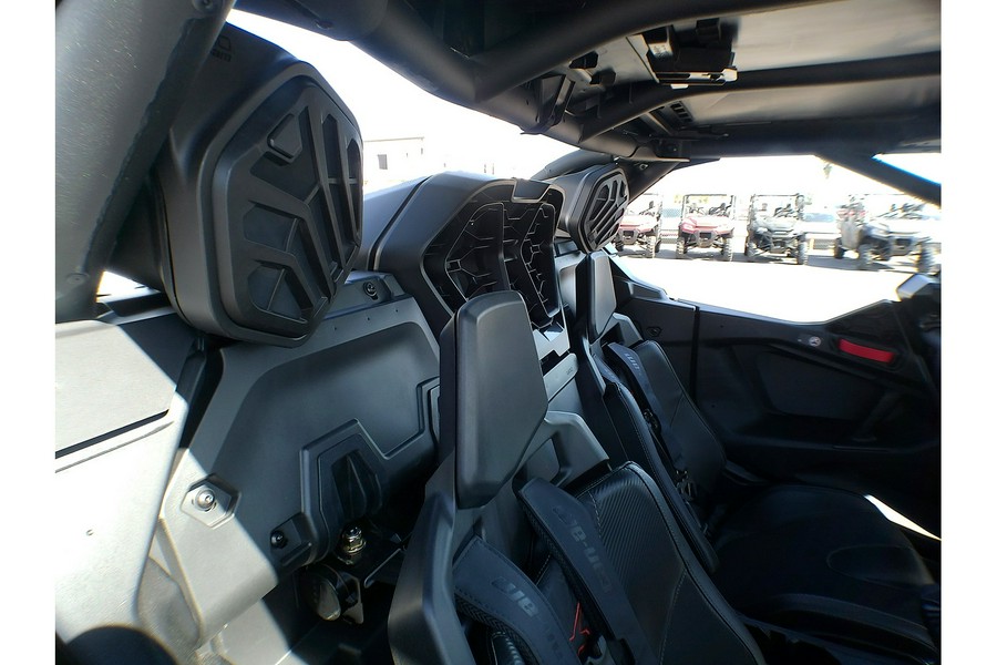 2026 Can-Am SSV MAV R MAX XRC