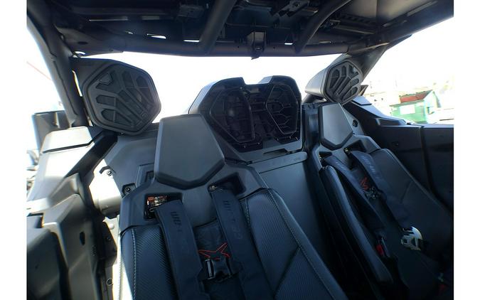 2026 Can-Am SSV MAV R MAX XRC