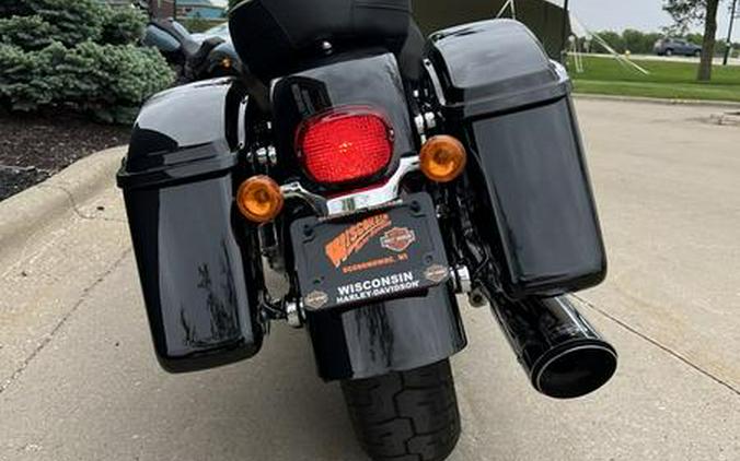 2012 Harley-Davidson® FLD - Dyna® Switchback™