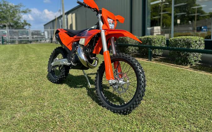 2027 150 XC-W - KTM